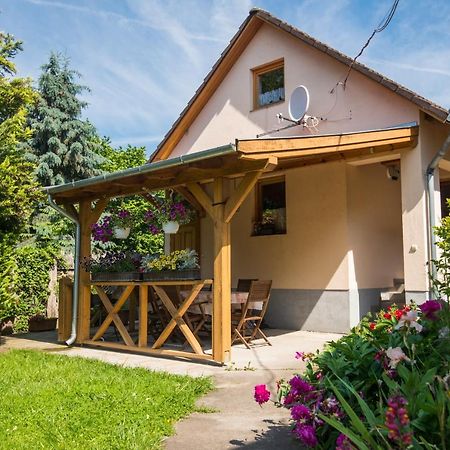 Ancsa Vendégház Apartamento Visegrád Exterior foto